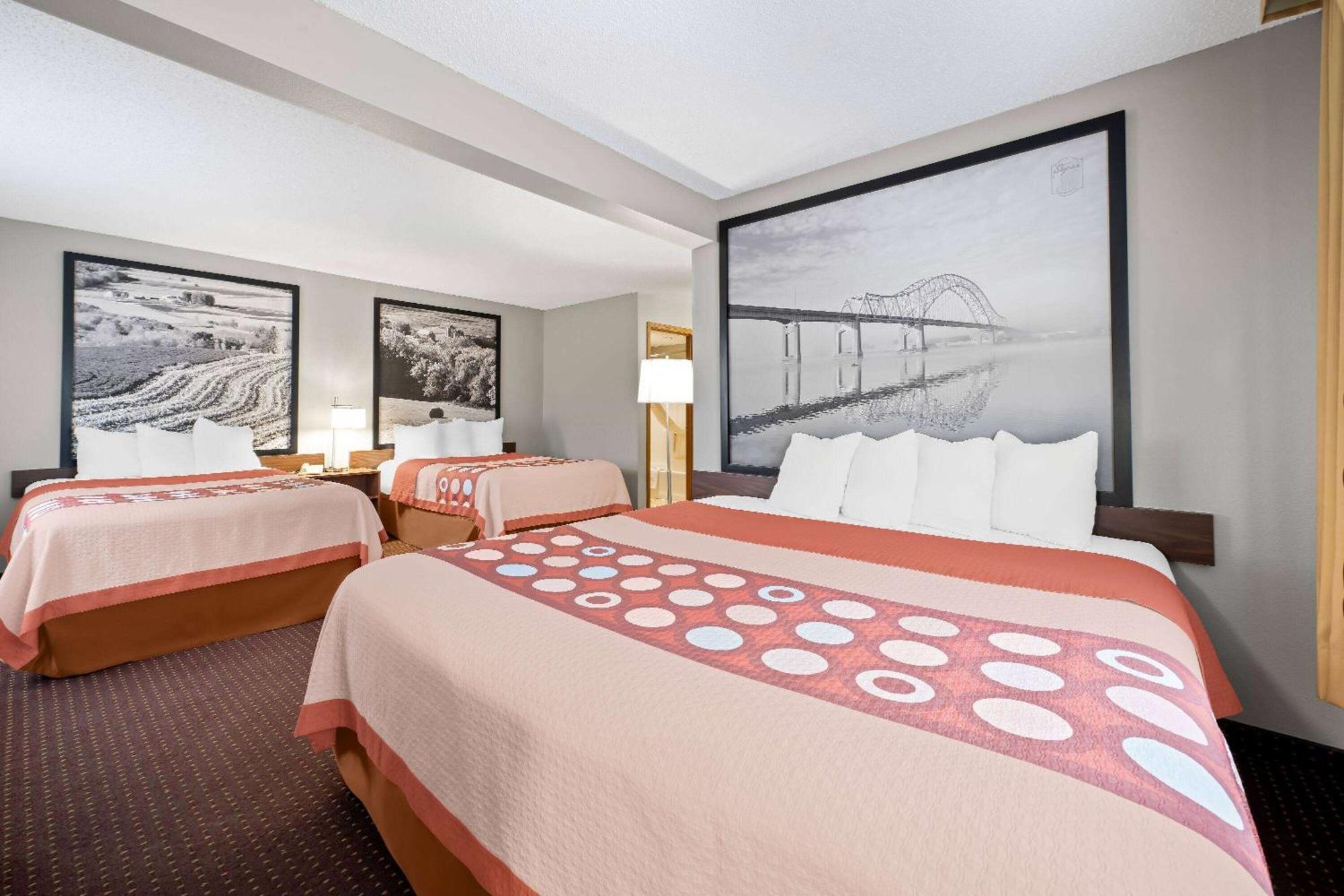 Super 8 By Wyndham Waverly Exteriér fotografie
